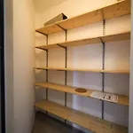 Spacious With View & Free Parking Apartman