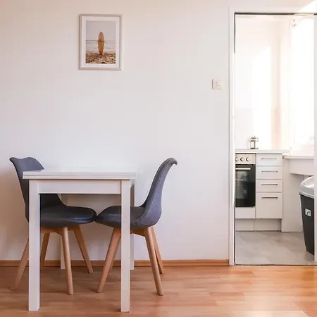Spacious With View & Free Parking Wiener Neustadt