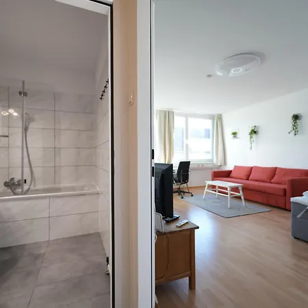Spacious With View & Free Parking Wiener Neustadt