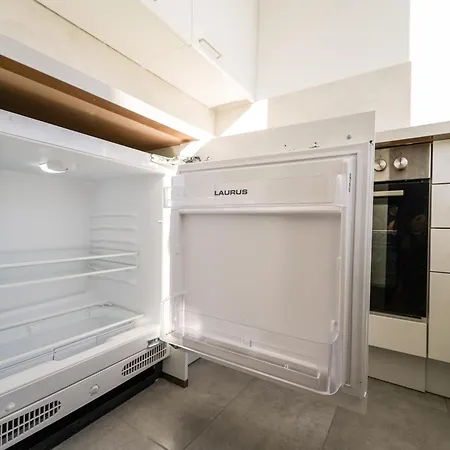 Appartamento Spacious With View & Free Parking *