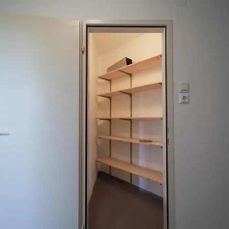 Apartment Spacious With View & Free Parking *