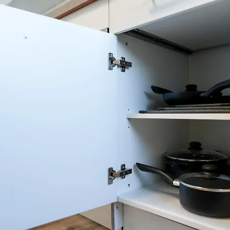 Spacious With View & Free Parking Apartment Wiener Neustadt