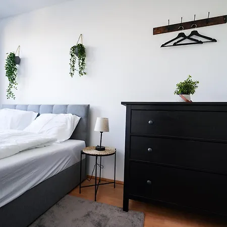 Spacious With View & Free Parking