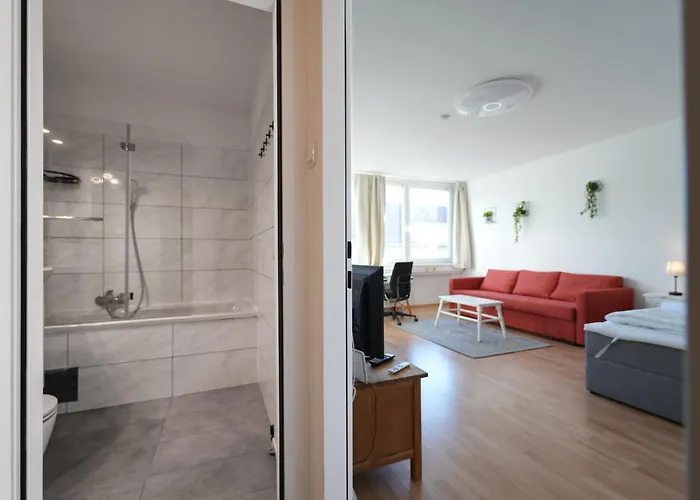 Spacious With View & Free Parking Wiener Neustadt