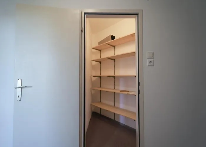 Apartment Spacious With View & Free Parking *