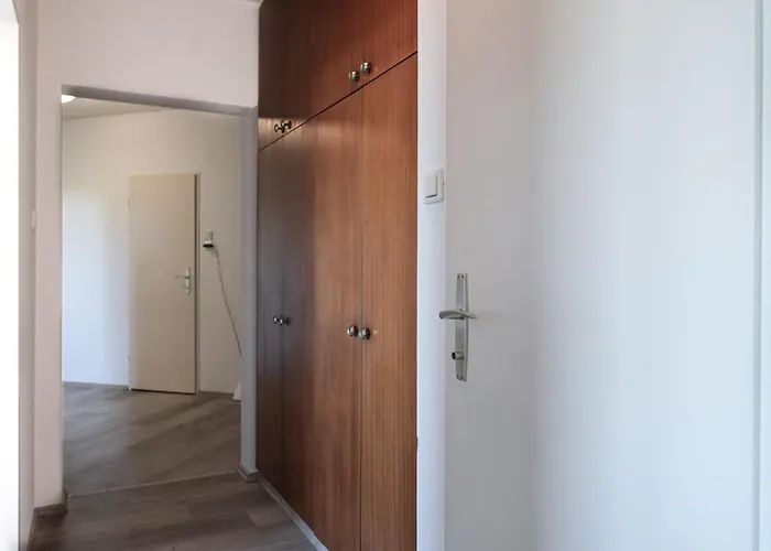 Spacious With View & Free Parking Wiener Neustadt