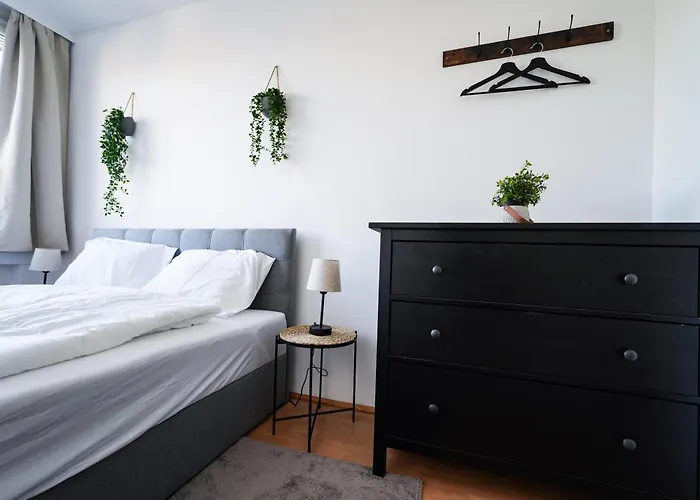 Spacious With View & Free Parking